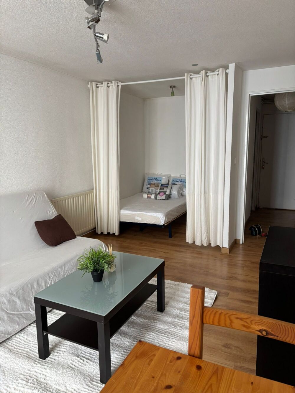 Location Appartement JOLI T1 MEUBLE CENTRE HISTORIQUE VIENNE Vienne