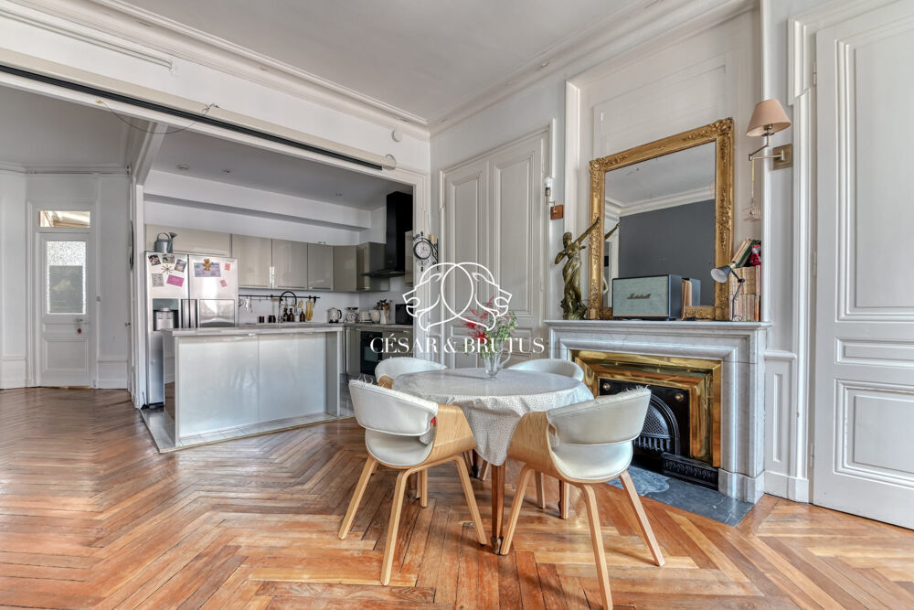Lyon 6 Foch. Appartement familiale 120m² étage élevé. Statio