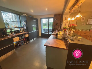  Maison � vendre 8 pi�ces 225 m�