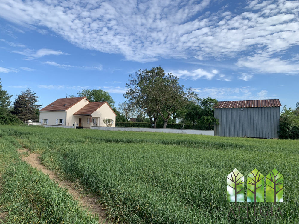 Maison moderne de 3 chambres avec jardin clos, grand hangar et t