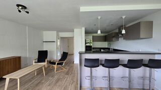  Appartement à louer 5 pièces 128 m²