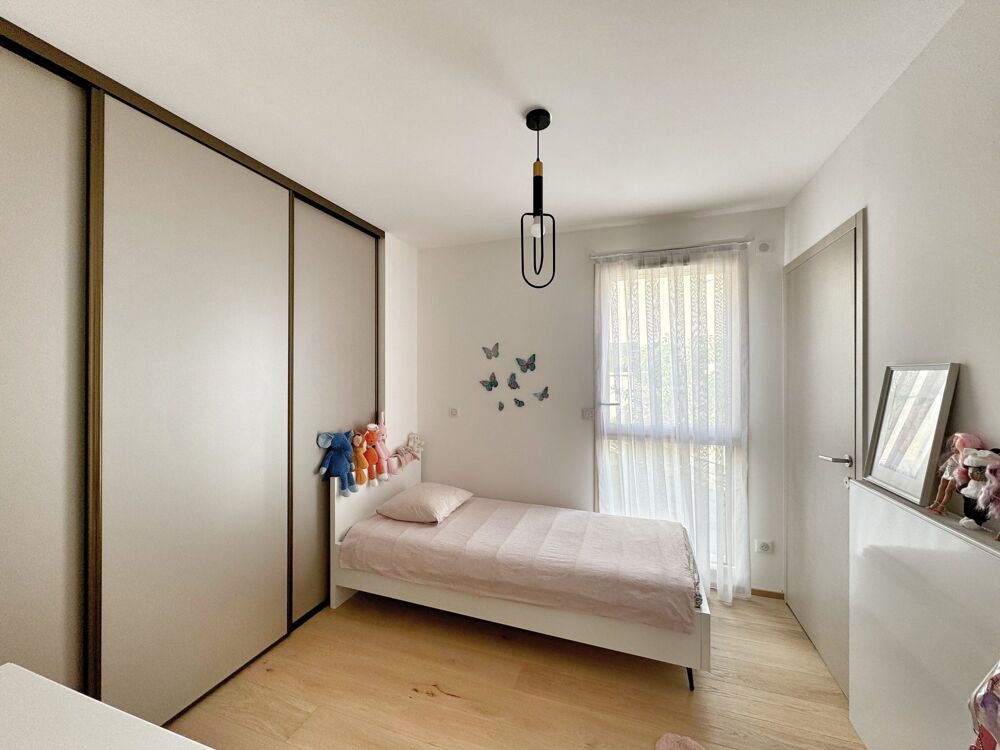 à vendre  Appartement Ferney-Voltaire (01210)