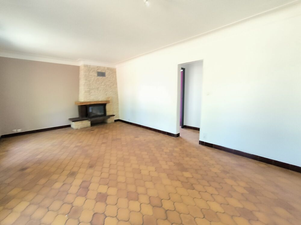 A VENDRE RIEUX MAISON TRADITIONNELLE BEAU TERRAIN
