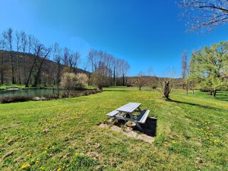  Propriété/château à vendre 15 + pièces 715 m²