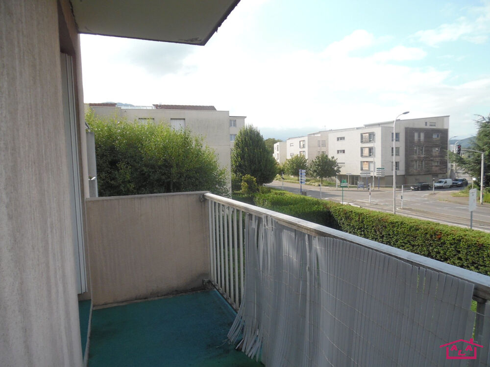 GRAND STUDIO AVEC BALCON