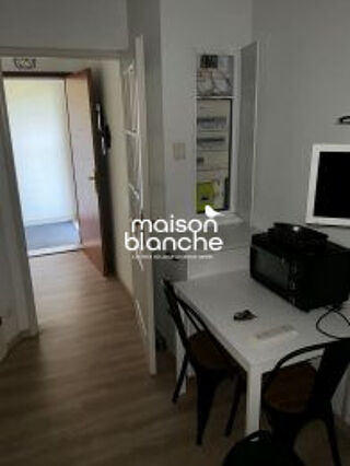  Appartement à louer 1 pièce 26 m²