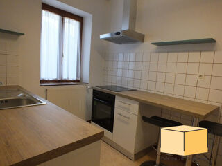  Appartement à louer 2 pièces 38 m²