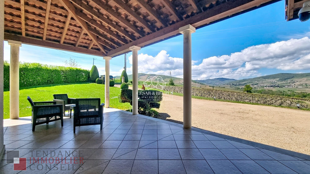 Maison Individuelle 190m2 - 6 chambres - Terrain 2668m2 -Dépend