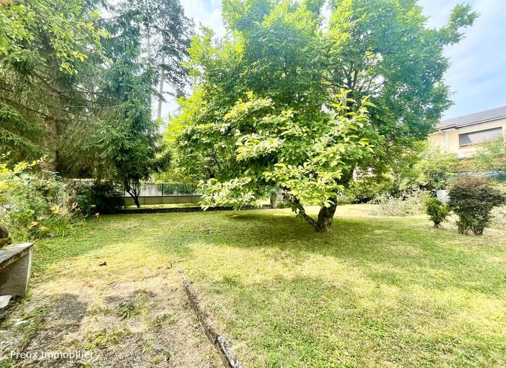   TERRAIN A ST PIERRE EN FAUCIGNY 594 m² 