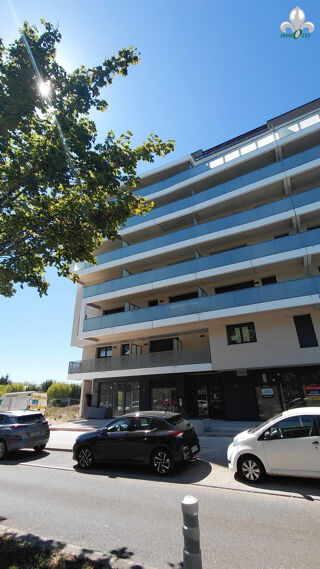  Appartement à louer 1 pièce 35 m²