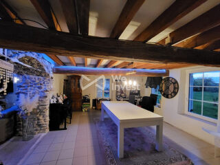  Maison � vendre 14 pi�ces 308 m�