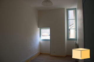  Appartement à louer 5 pièces 127 m²