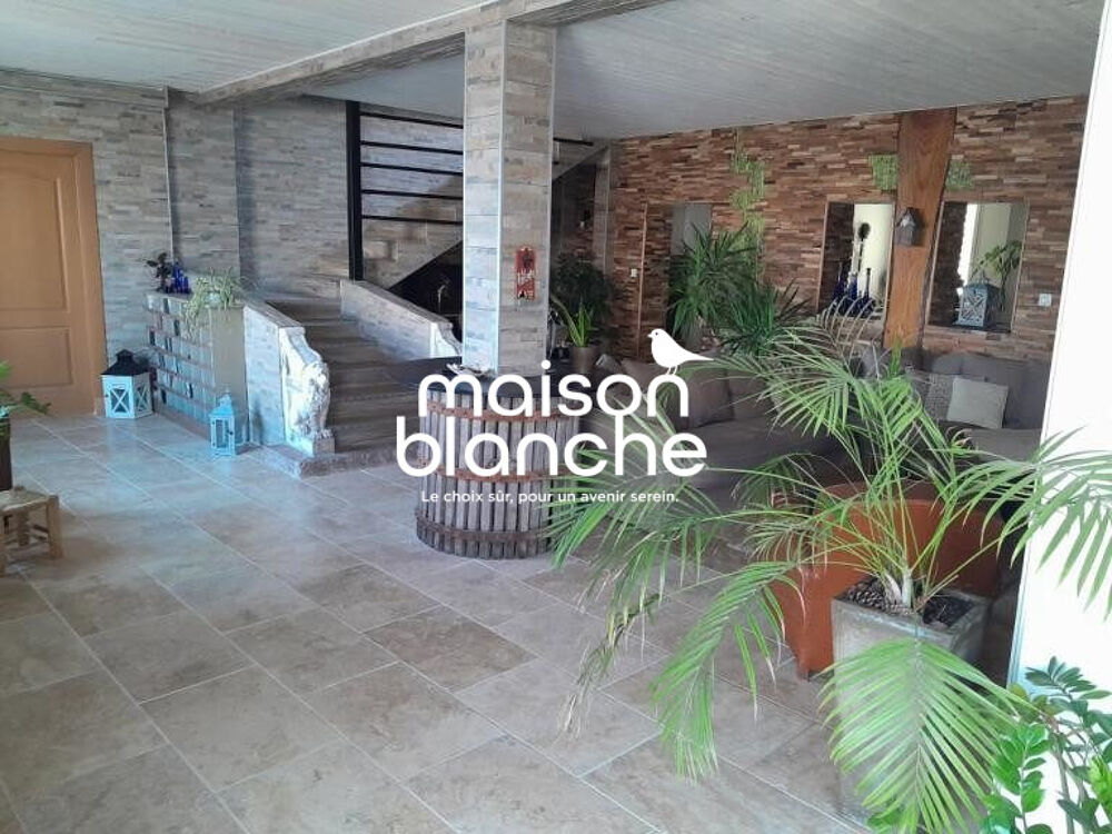 Maison 5 pièces 174 m² · à Avrillé · 174 m² · 273 000 €