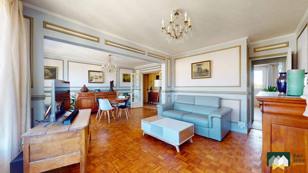 Appartement de charme - 5 pièces / 3 chambres avec balcons, gar