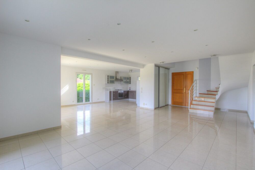  vendre  Maison Sergy (01630)