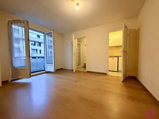  Appartement à louer 1 pièce 29 m²