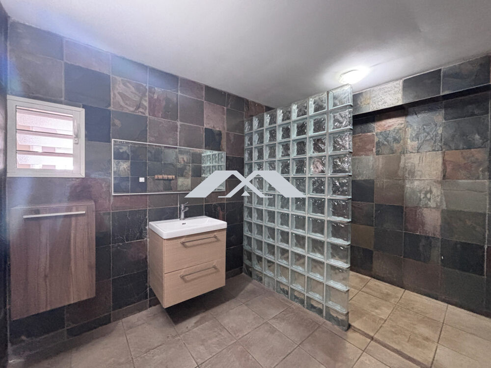 APPARTEMENT T4/5 RIVIERE SAINT LOUIS