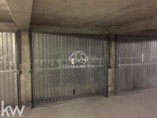  Parking / Garage � vendre 12 m�