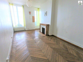  Appartement à louer 2 pièces 39 m²
