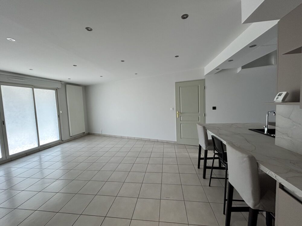 Location Appartement Appartement à louer Saint-Étienne Saint-Étienne
