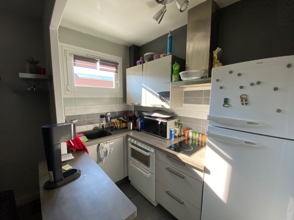 Location Appartement COQUET T2 AVEC STATIONNEMENT Lyon 8
