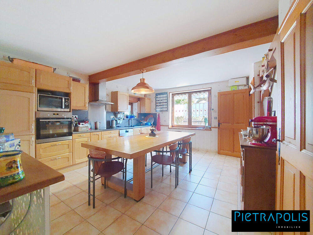 ANCIEN CORP DE FERME rénové de 150 m² - 4 CHAMBRES + 300m²