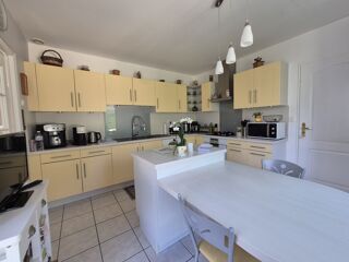  Maison � vendre 7 pi�ces 144 m�