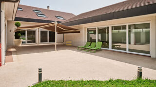  Maison  vendre 10 pices 1 m