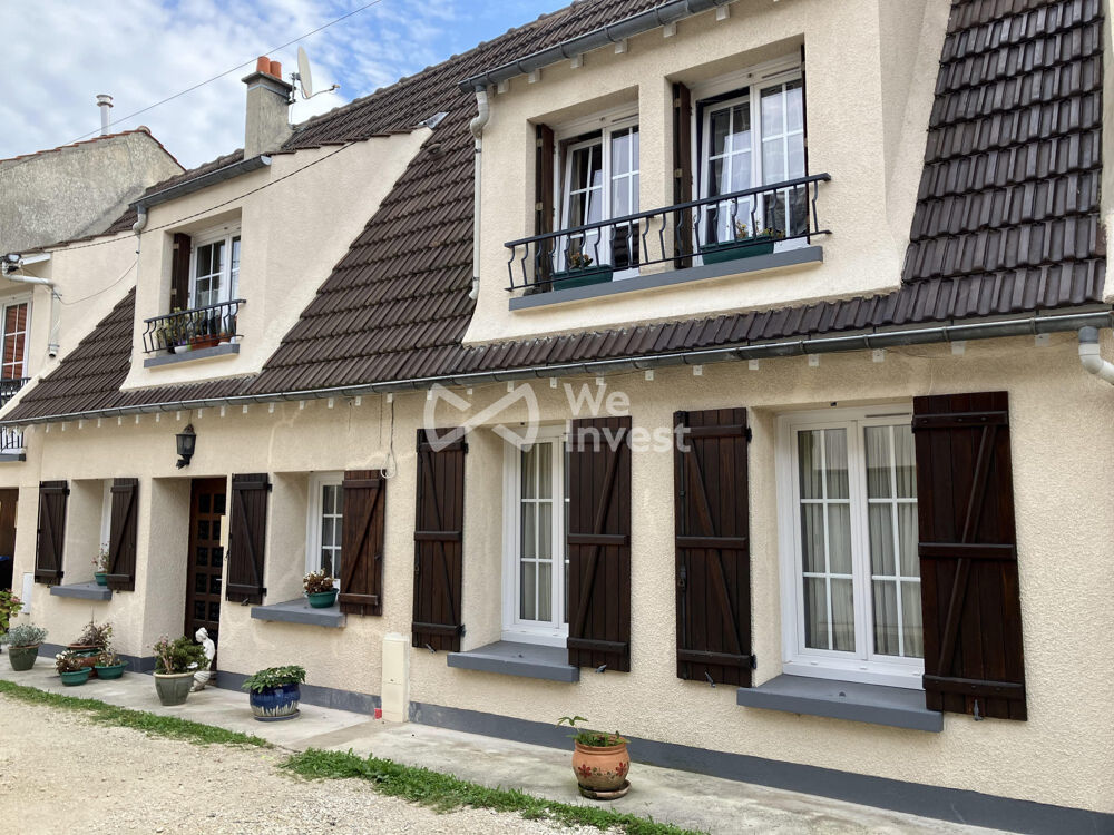 MAISON DE VILLE