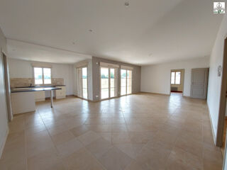  Maison à louer 5 pièces 105 m²
