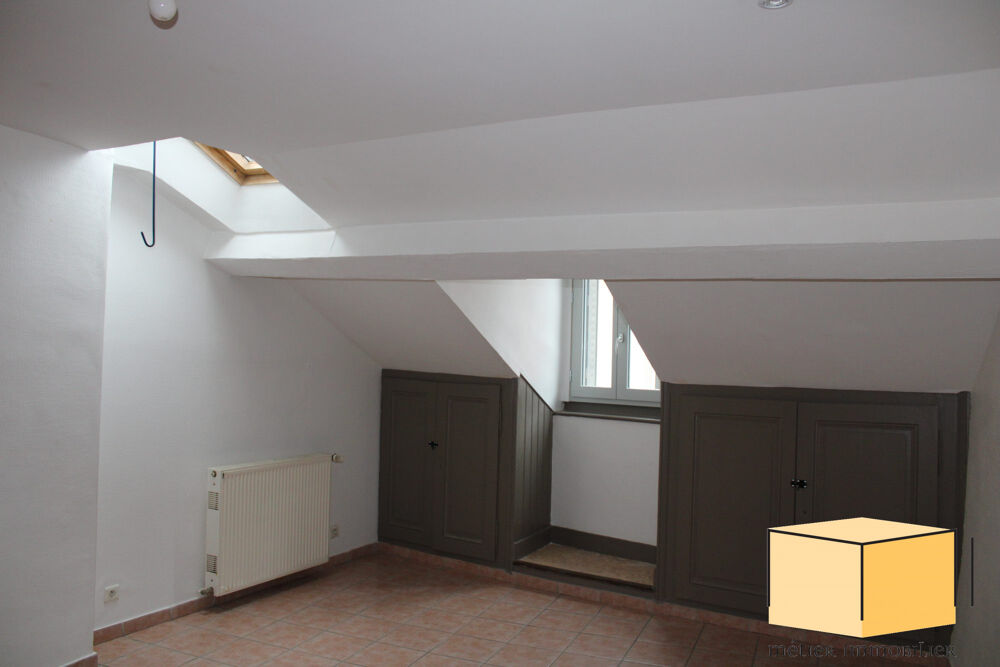 Location Appartement 2 pièces centre ville de BELLEY (01300) Belley