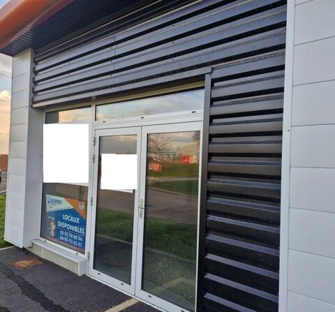 Cellule Commrciale de 50 m&sup2; &agrave; SAINT-JUNIEN 650 87200 Saint-junien