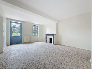  Maison à louer 5 pièces 162 m²