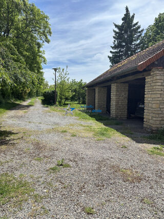  Maison  vendre 7 pices 252 m