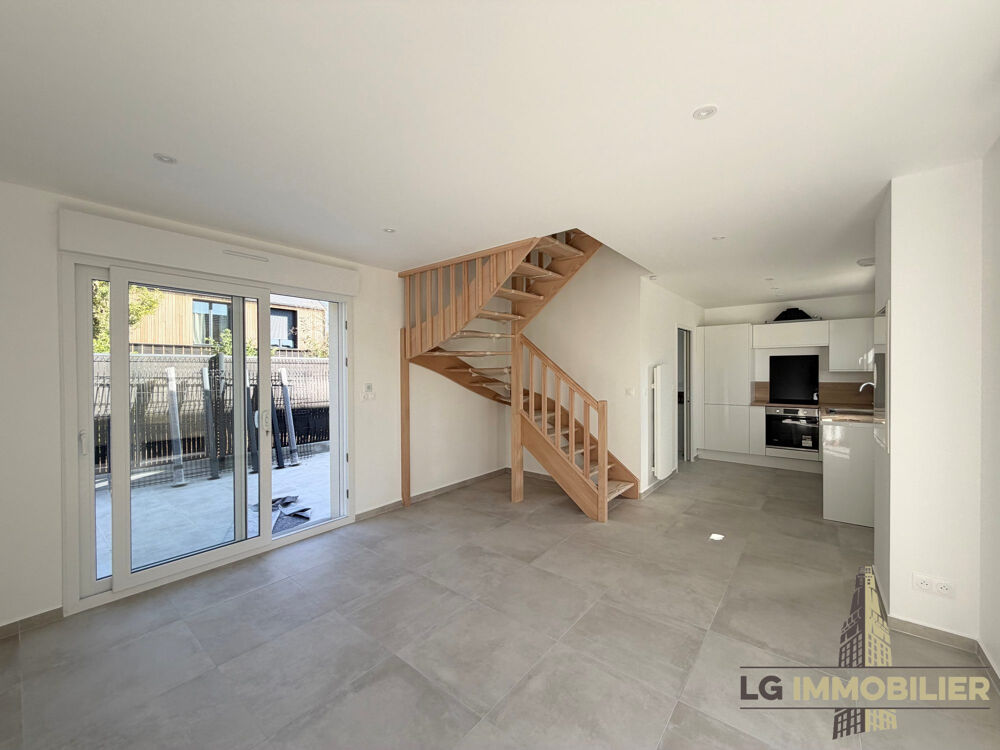 Location Maison BUSSY-LES-DAOURS - MAISON DE TYPE 3 AVEC TERRASSE Bussy-lès-daours