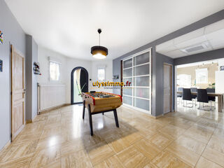  Maison à vendre 9 pièces 214 m²