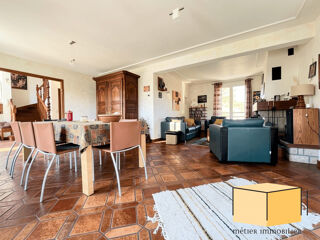  Maison à vendre 8 pièces 215 m²