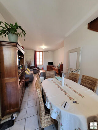  Immeuble � vendre 310 m�