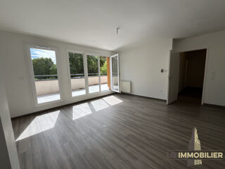  Appartement à louer 3 pièces 69 m²
