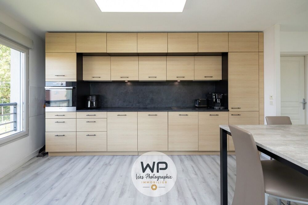Vente Appartement Appartement T4 traversant avec vue Mont-Blanc et Jura – Cessy Cessy