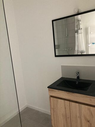  Appartement à louer 3 pièces 59 m²