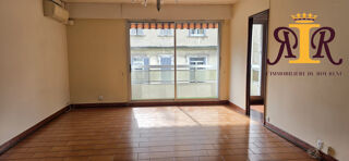 Vente Appartement t4 98 M² – 3 CHAMBRES – BALCON – CAVE – ASCENSEUR- Marseille 5