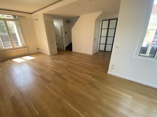  Maison à louer 6 pièces 170 m²