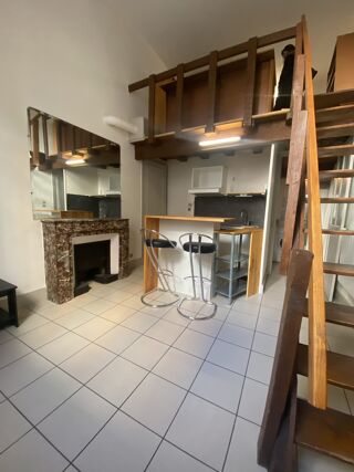  Appartement à louer 2 pièces 34 m²