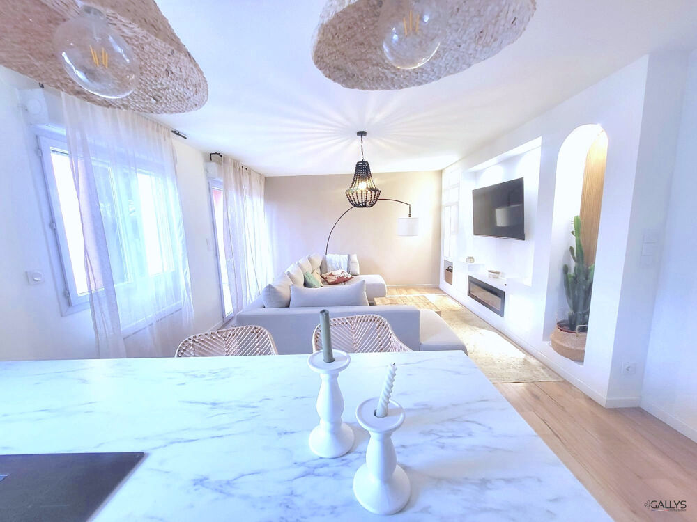 SUPERBE T3 design et moderne de 65 m2 >> BALMA