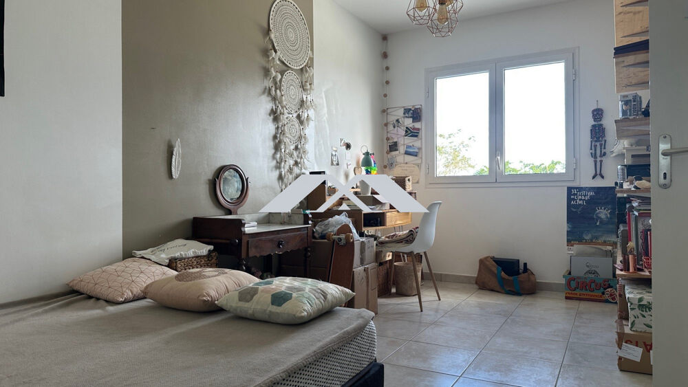 � vendre  Maison Saint-Pierre (97410)