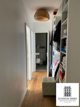  Appartement � louer 5 pi�ces 101 m� Paris