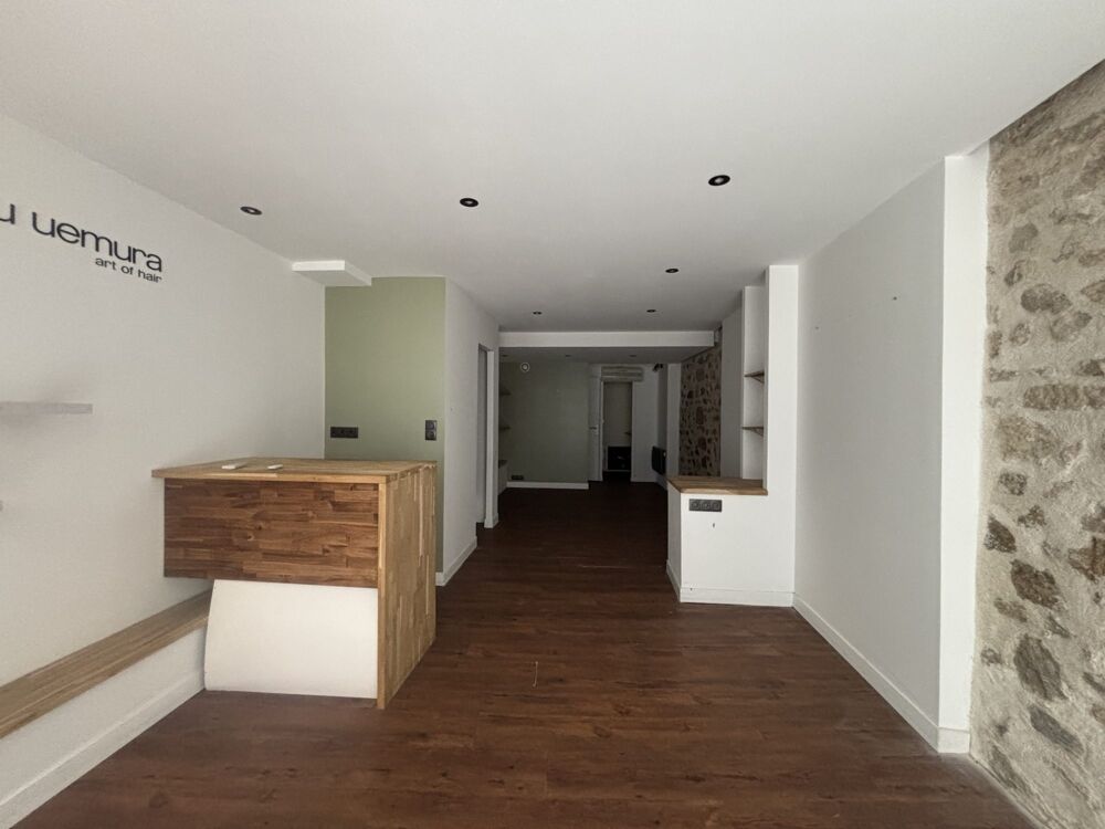   LOC Boutique N°1bis 40m² Sans Droit d'Entrée 