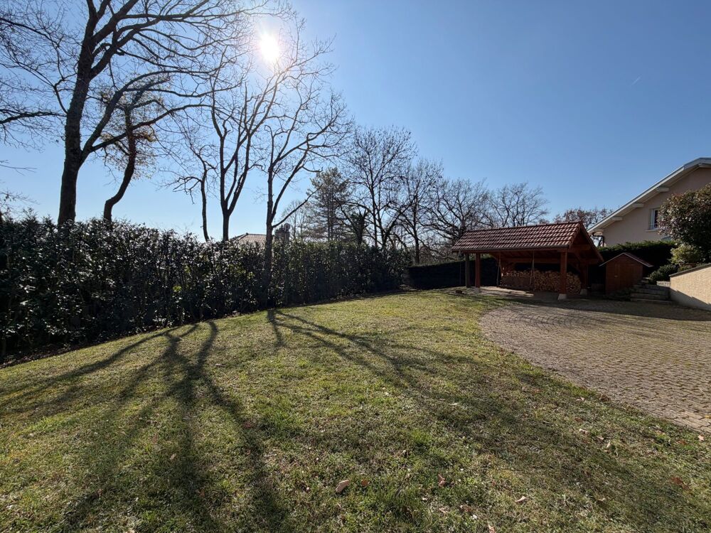 � vendre  Maison Grilly (01220)