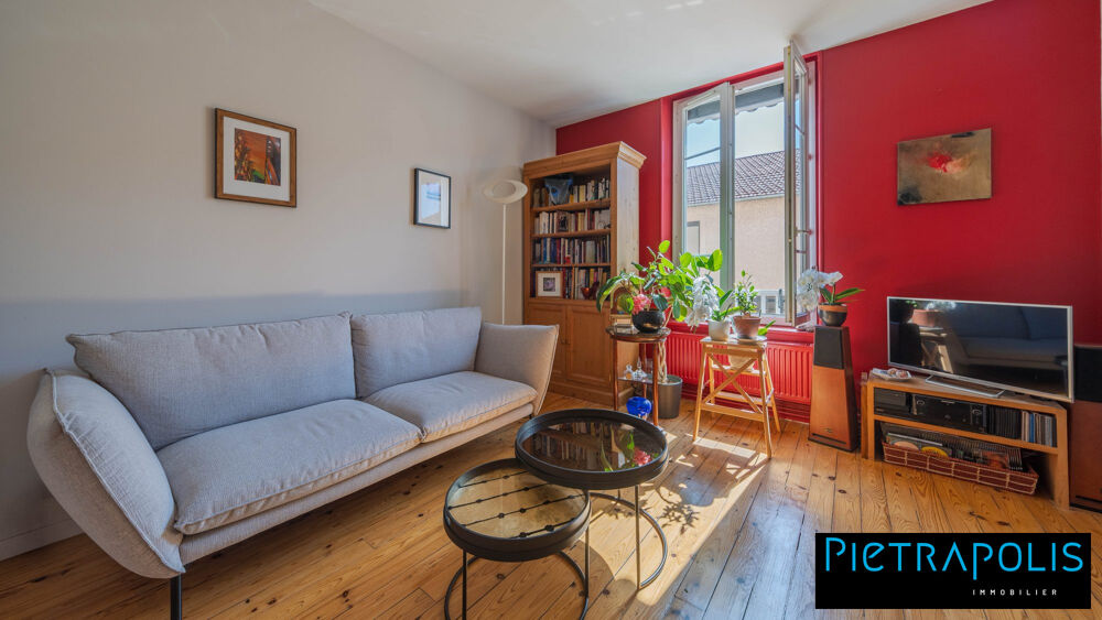 Vente Appartement T3 de caractère - Prêt à vivre- Traversant E/O - Lumineux et Lyon 3